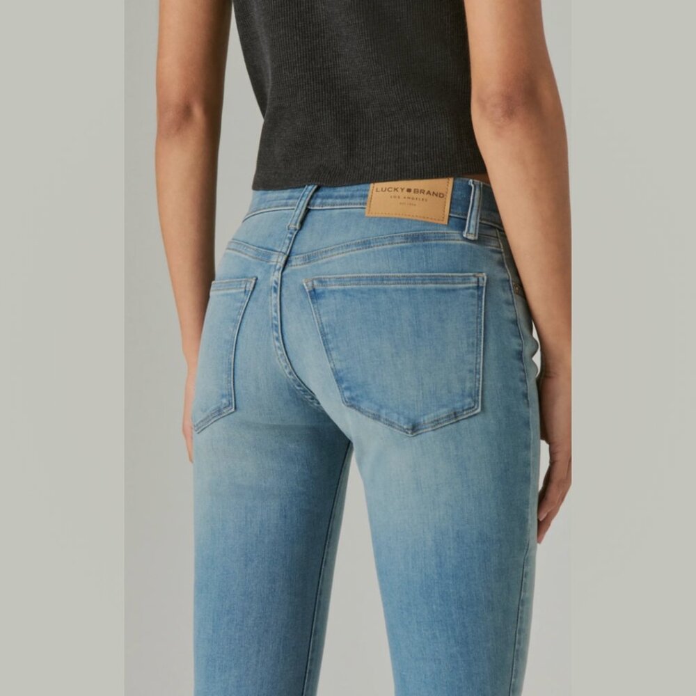 EUC Lucky Brand Ava Super Skinny Jeans Light Vintage Wash Mid Rise Raw Hem - Picture 4 of 8